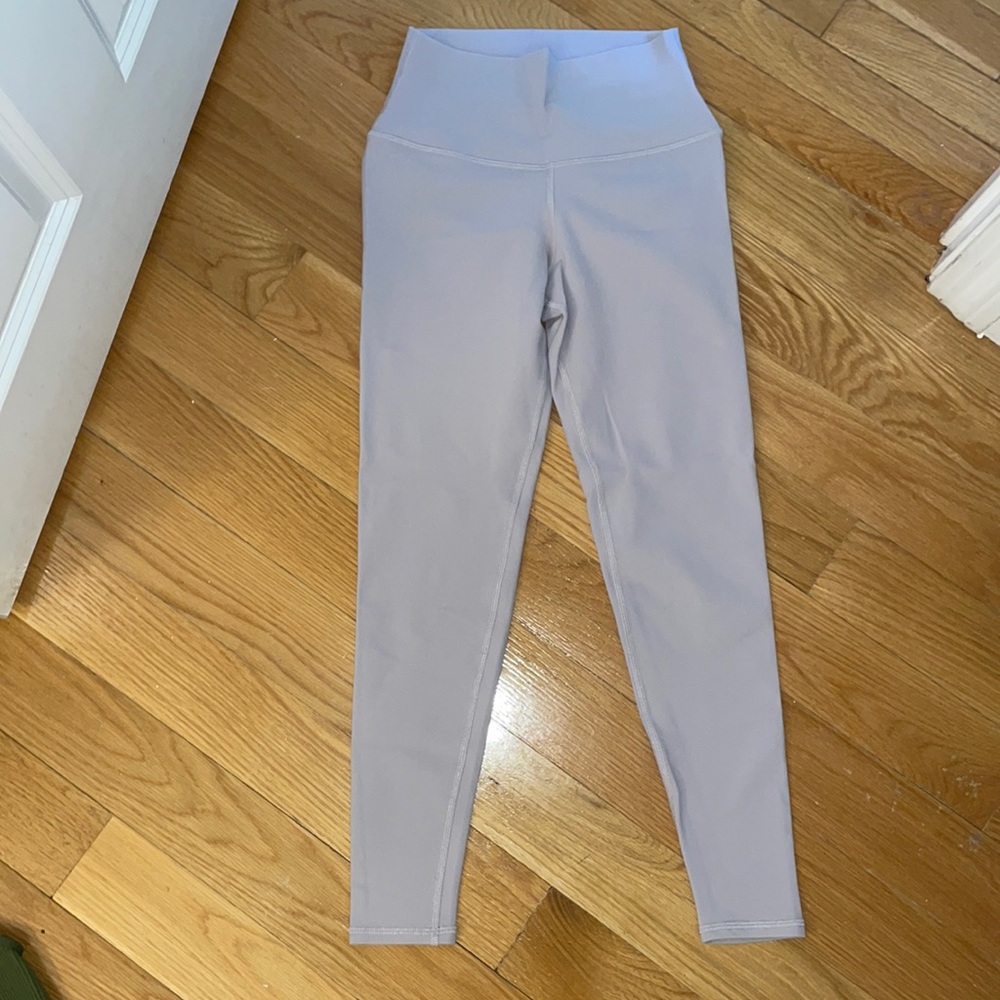 Alo Yoga
7/8 High-Waist Airbrush Legging